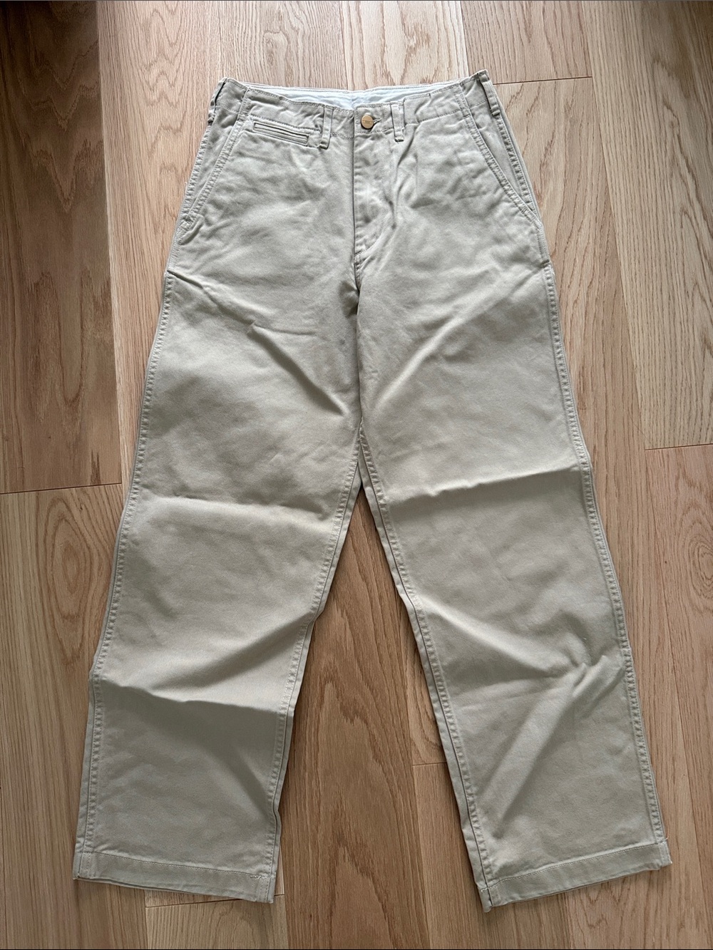 Zara Men's relaxed fit chino pants - color Beige